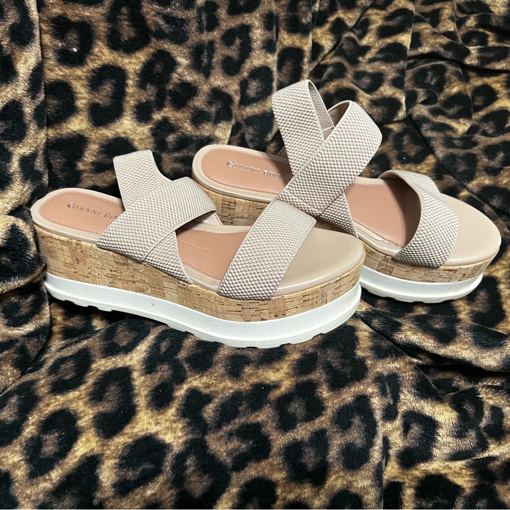 Wedges - Picture 7 of 7